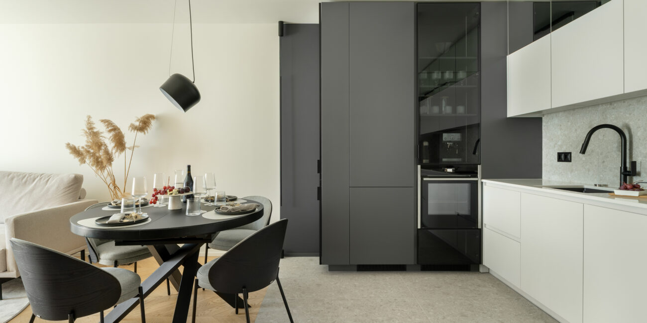 Кухня с кът за хранене